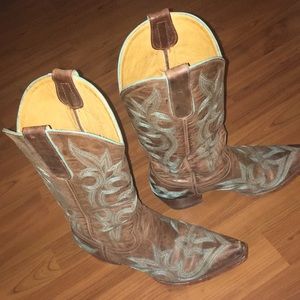 Old Gringo boots size 7.5